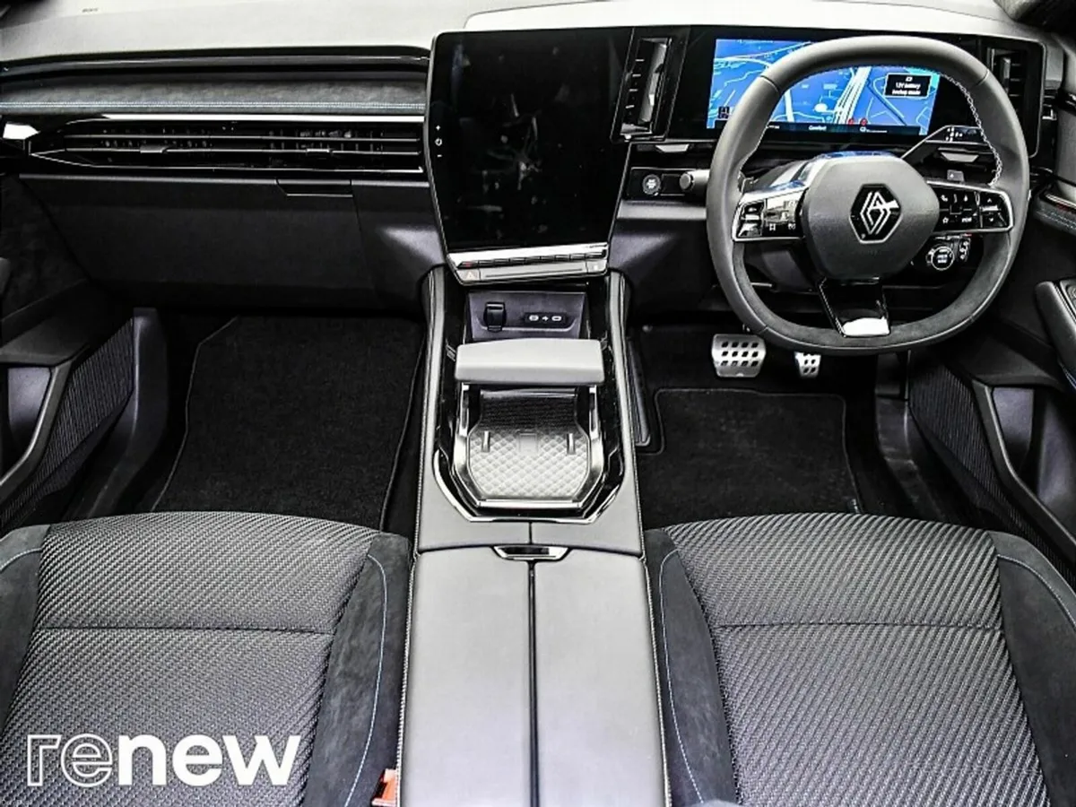 Renault Austral Techno Esprit Alpine E-Tech Full H - Image 2