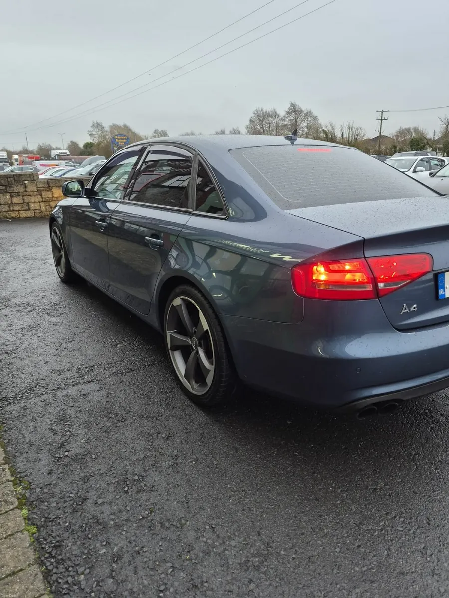 Audi A4 2015 - Image 4