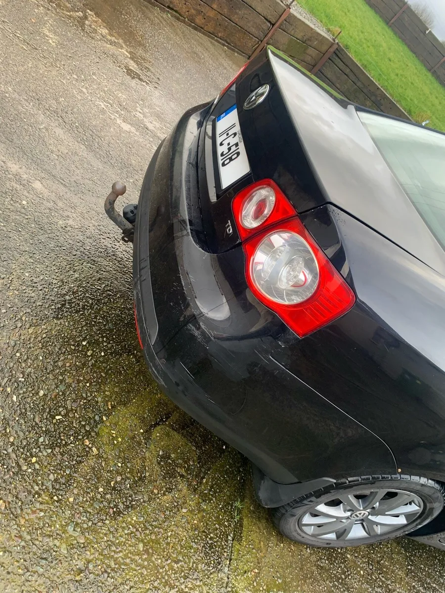 Volkswagen Jetta - Image 4