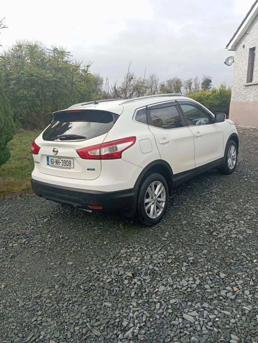 2016 Nissan Qashqai - Image 3