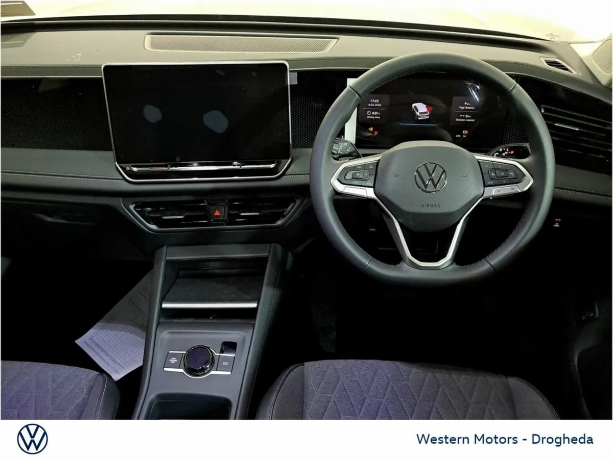 Volkswagen Tiguan EDITION 75 PHEV AUTOMATIC *BRAND - Image 3