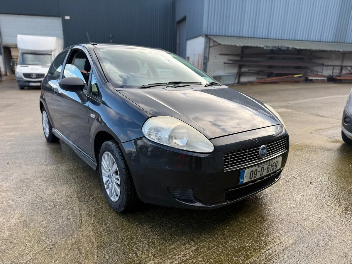 2009 Fiat Punto 1.4 Petrol New NCT - Image 1