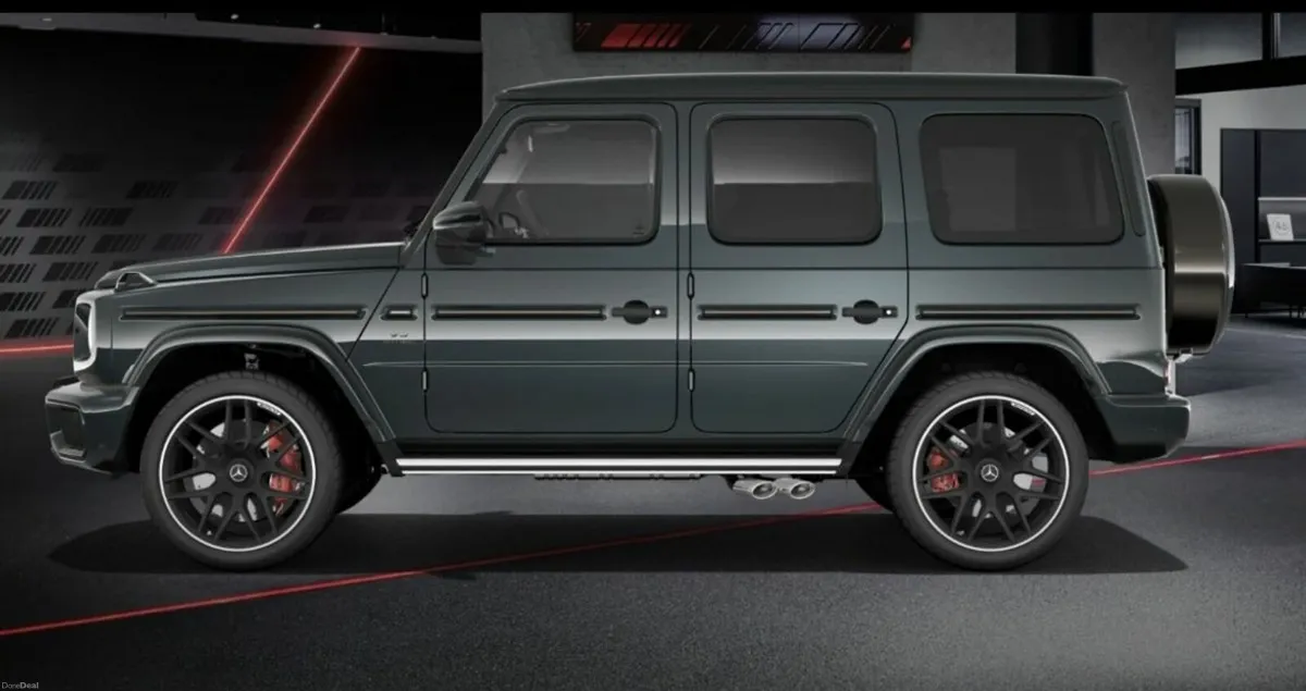 Mercedes-Benz AMG Mercedes-AMG G 63  ** April Deli - Image 3