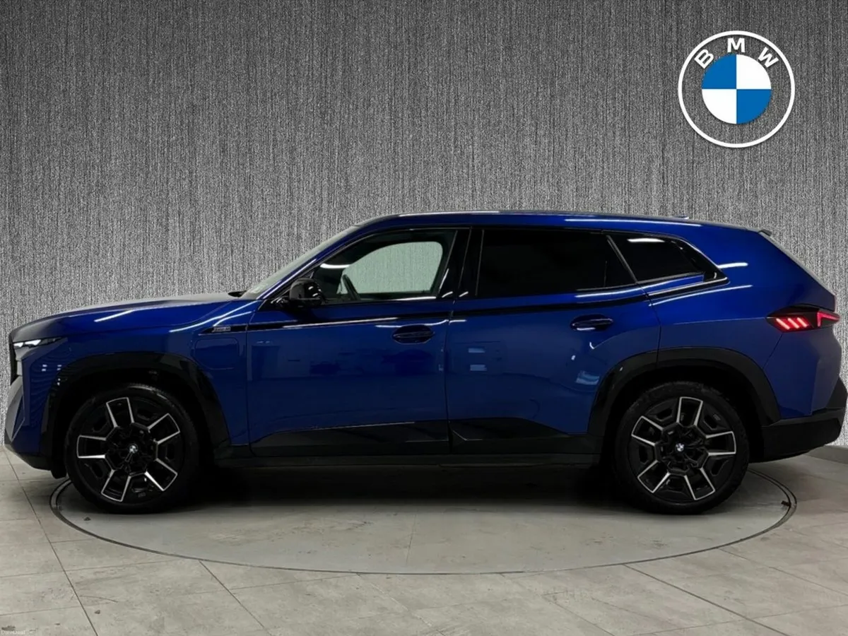 BMW XM XM 50e - Image 3