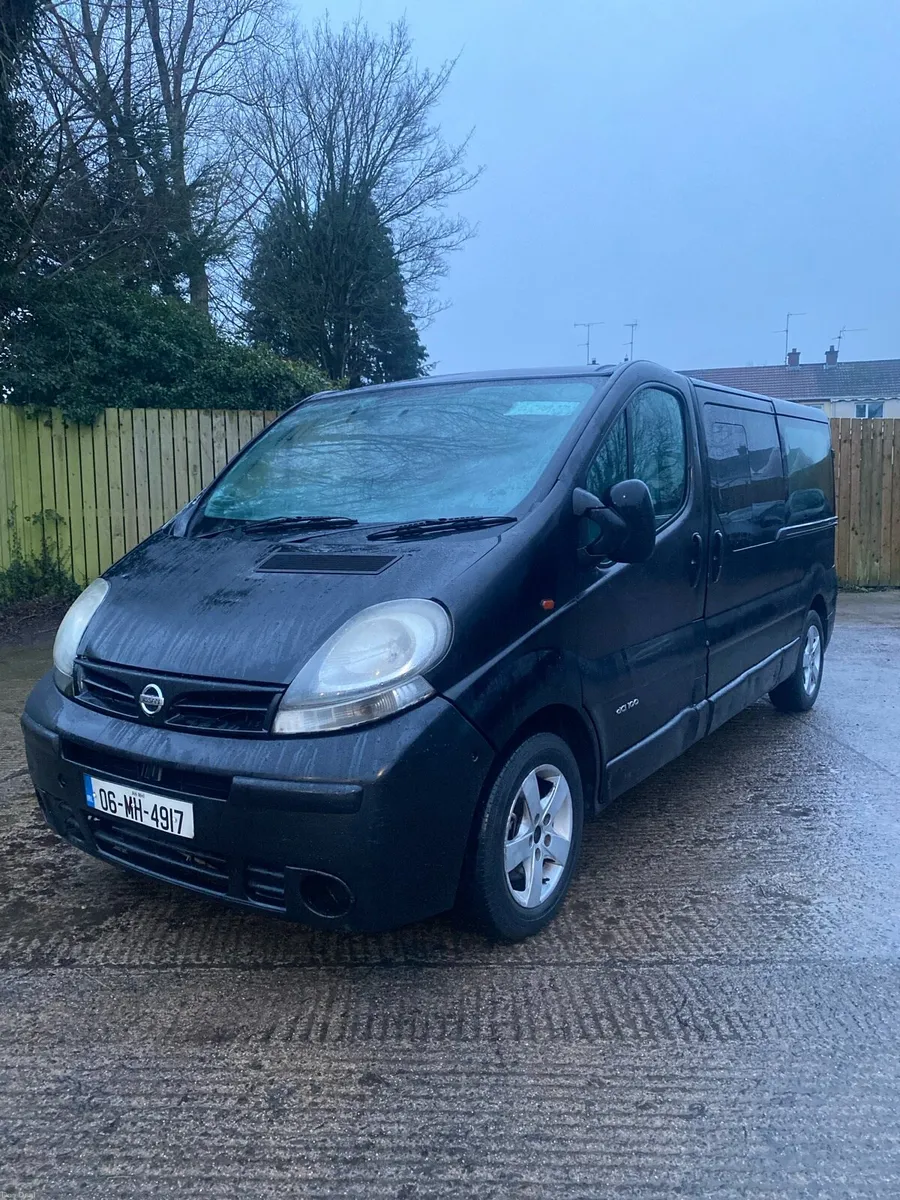 Minibus 9 seater Nissan NCT 02/27 Tax 11/26 - Image 2