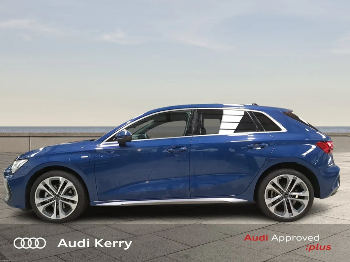 Audi A3 SPORTBACK 40TFSI E S-LINE AUTOMATIC - Image 4