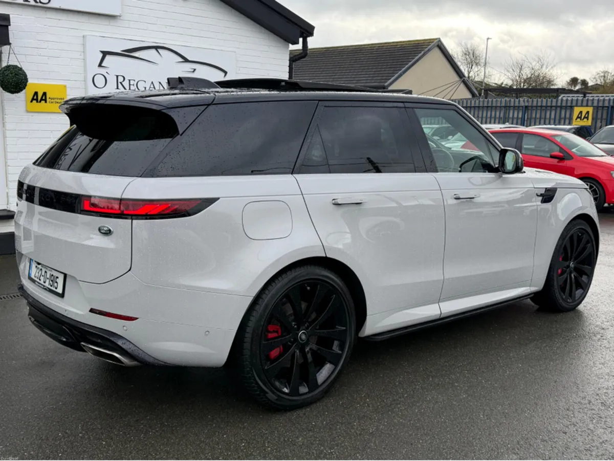 Land Rover Range Rover Sport (232) P440E SE DYNAMI - Image 3