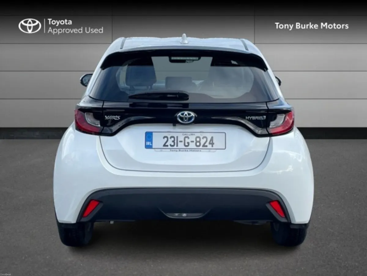 Toyota Yaris - Hybrid - New Generation - Luna Edit - Image 6
