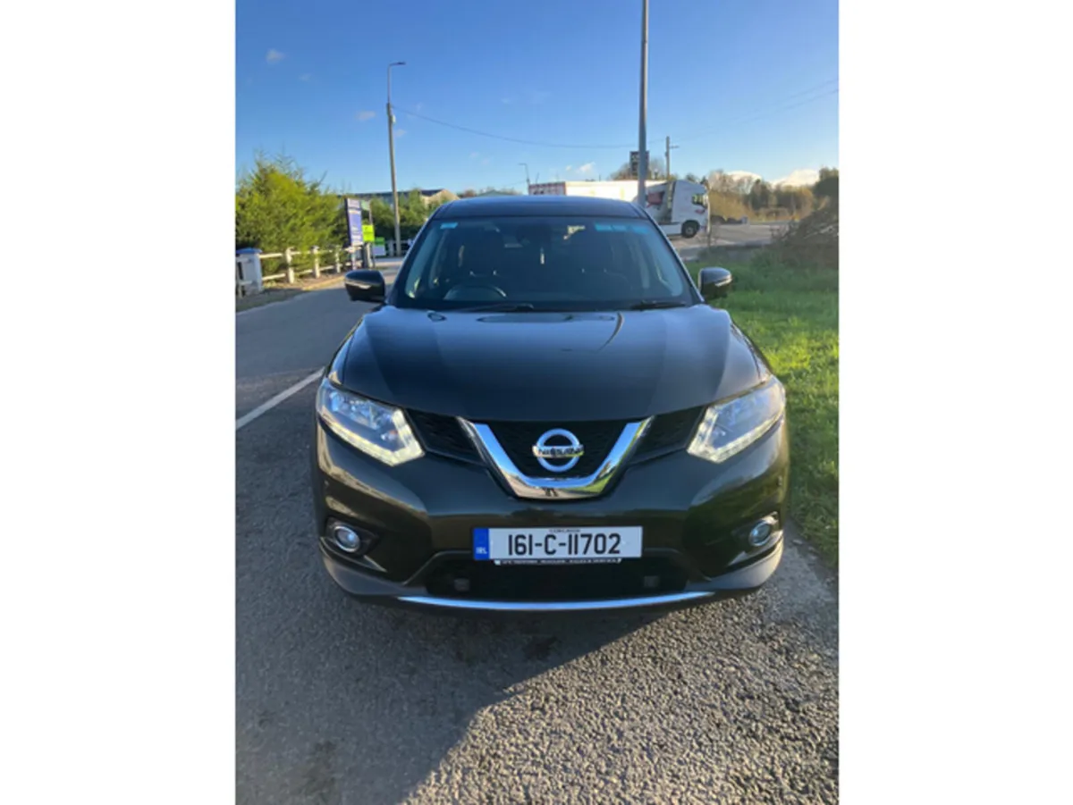 Nissan X-Trail 1.6 DSL SV TP 7 SEAT E E6 4DR - Image 2