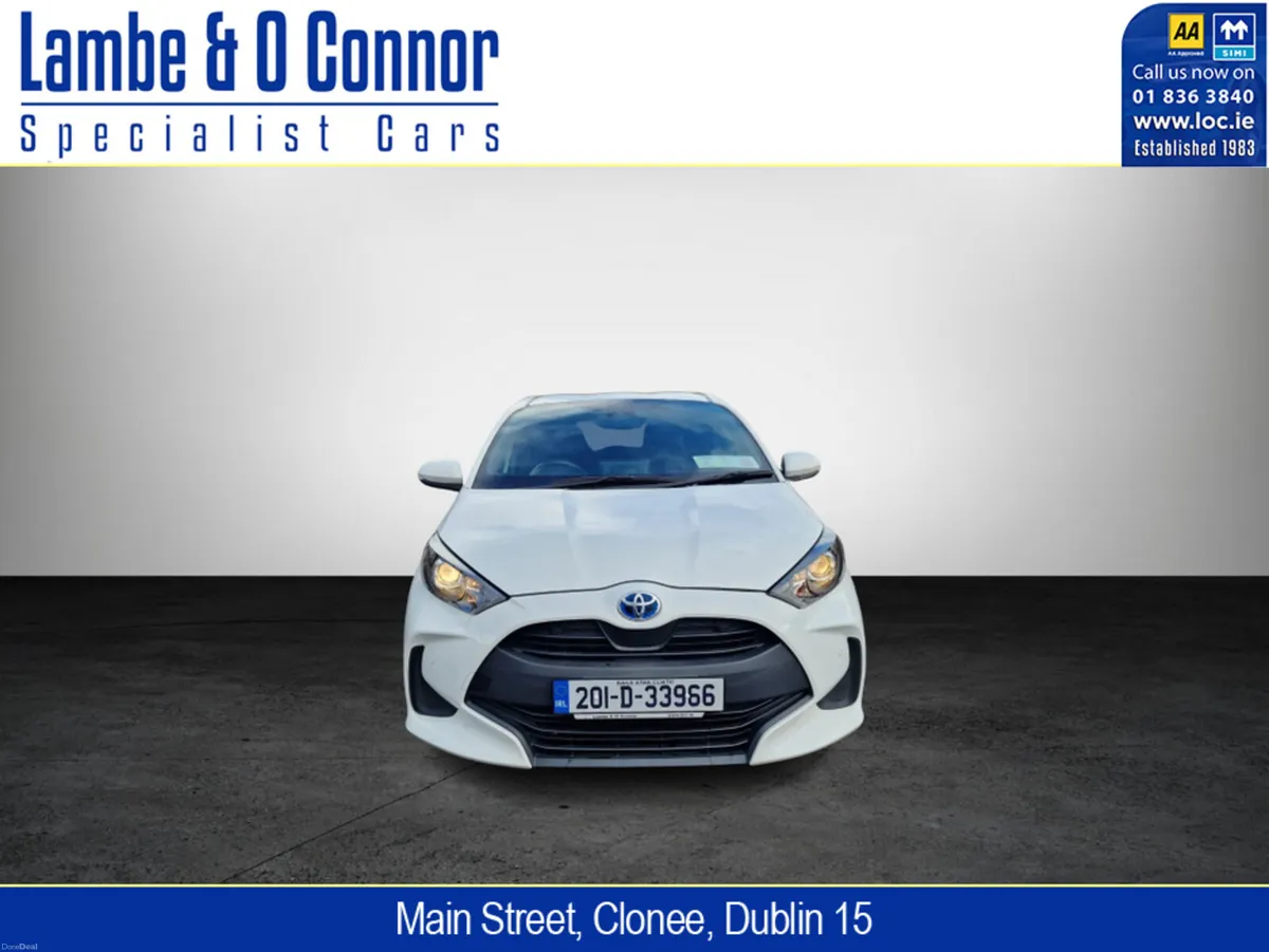 Toyota Yaris 1.5 AUTOMATIC **** HYBRID **** NEW MO - Image 2