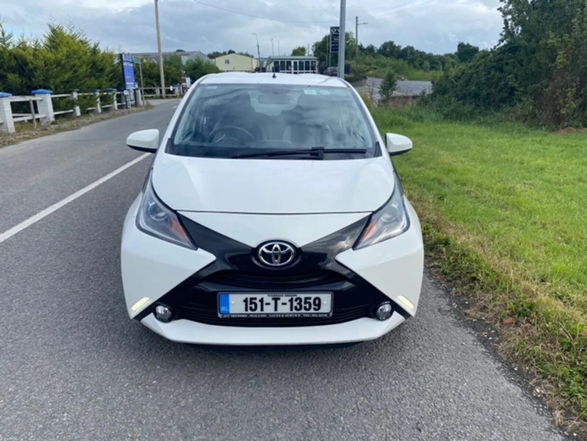Toyota Aygo 1.0 5DR X-PLAY 4DR - Image 3