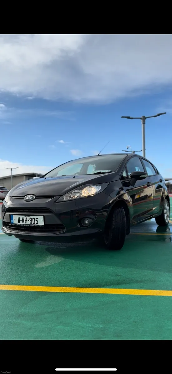 2011 Ford Fiesta - LOW MILEAGE - Image 2
