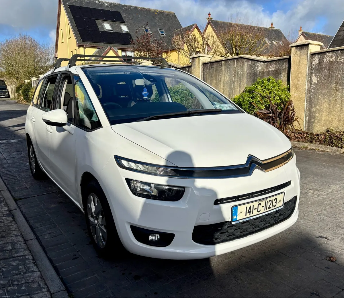 7 seater new model Picasso - Image 4