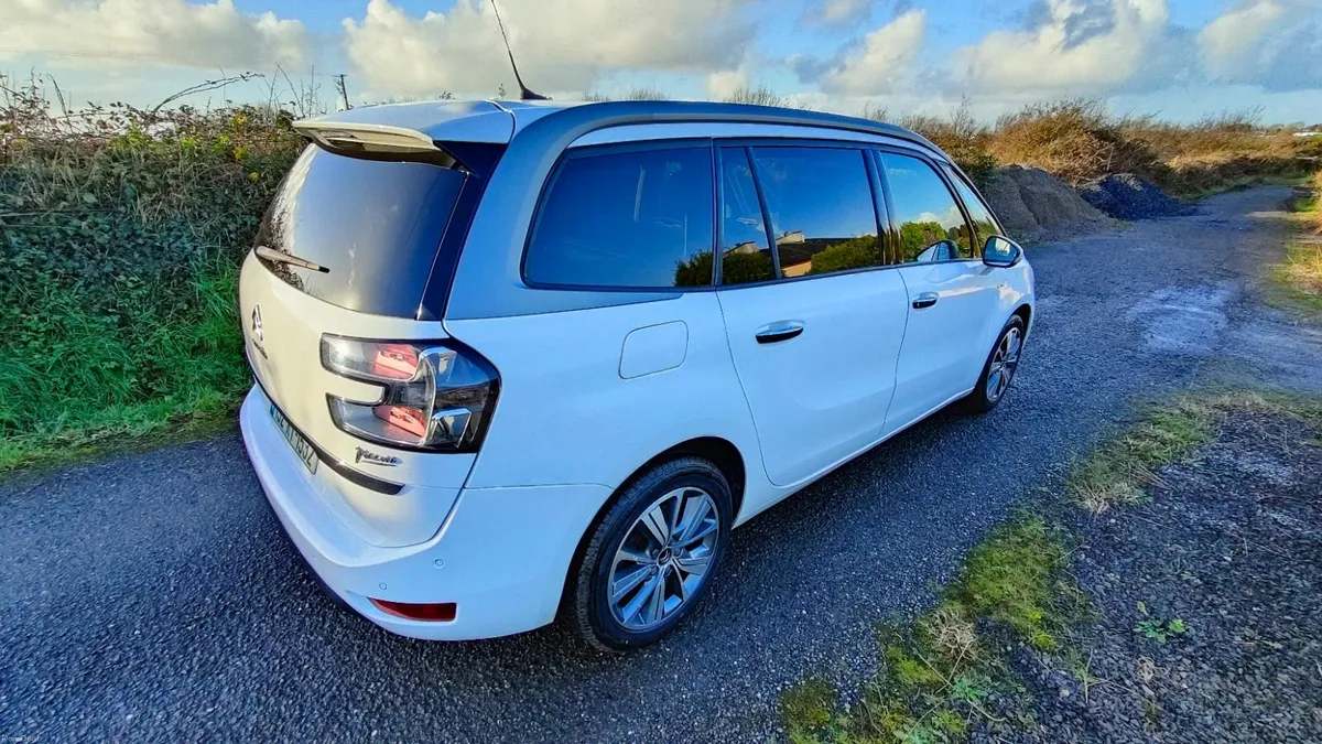 Citroen C4 Grand Picasso 2015 exclusive - Image 3