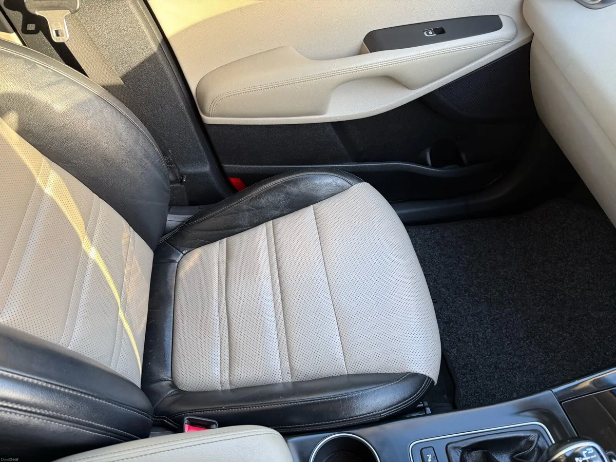 Kia Sorento - Image 4