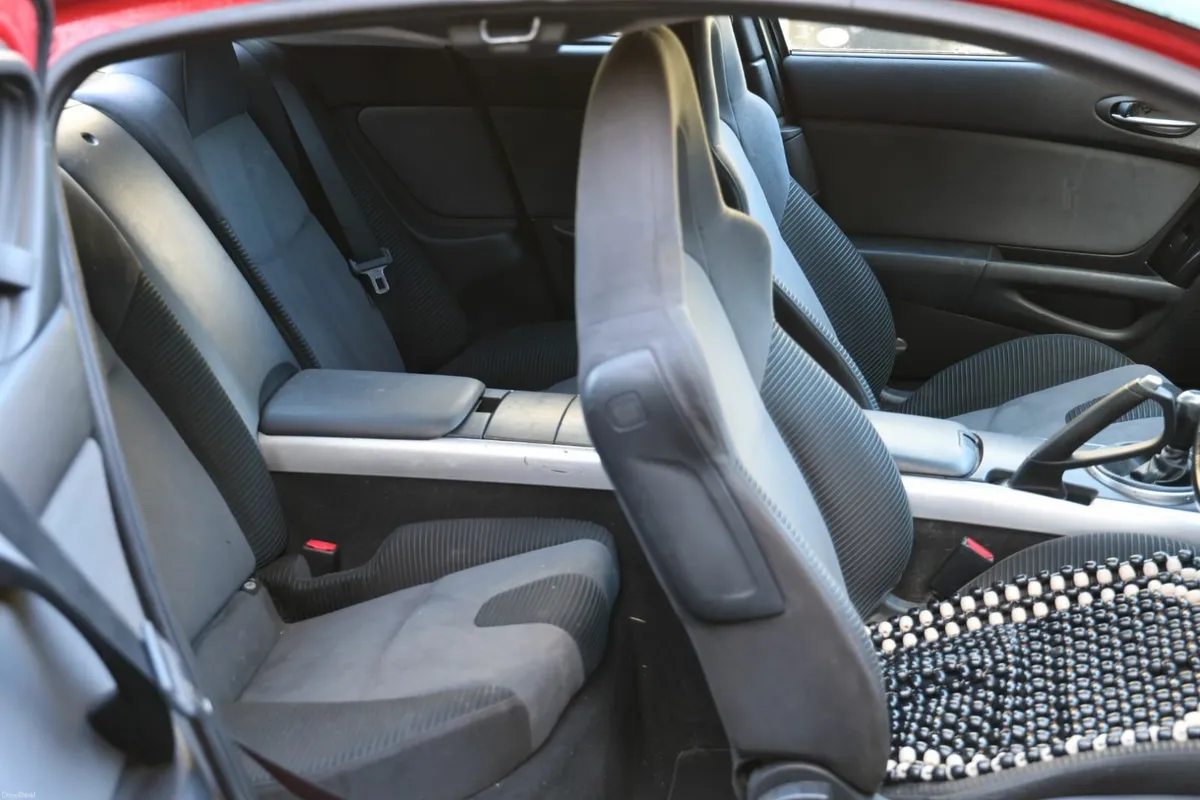 Mazda RX-8 2004 - Image 2