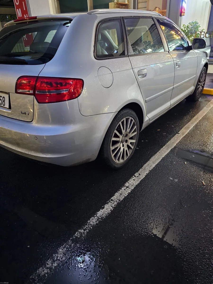 Audi A3 2009 petrol 1.4 manual - Image 6