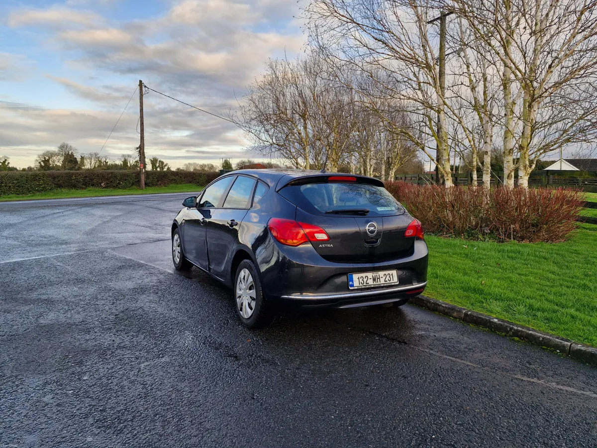 Opel Astra (NCT TESTED AND TAXED)!!! - Image 4