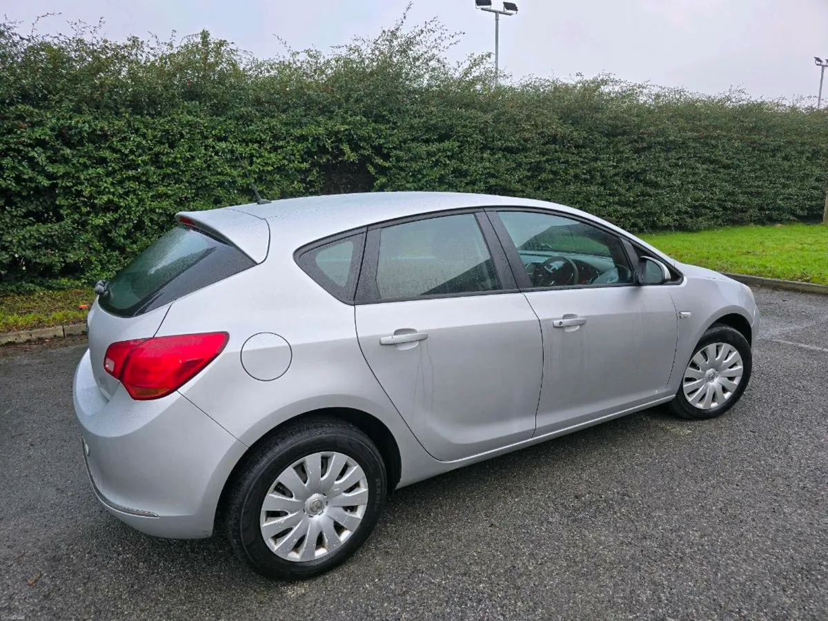 2012 OPEL ASTRA 1.2 PETROL [IMMACULATE CONDITION] - Image 3
