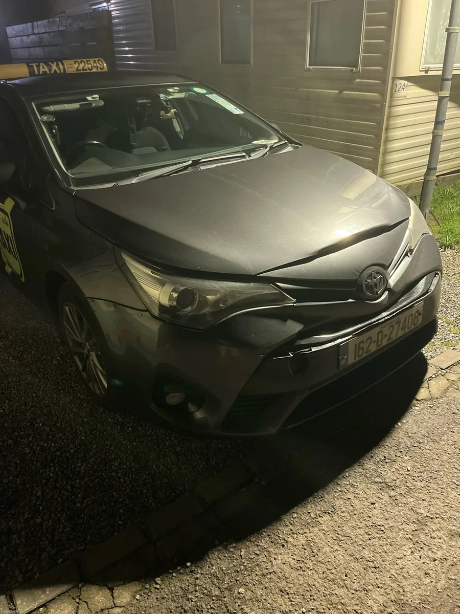 Toyota avensis - Image 1