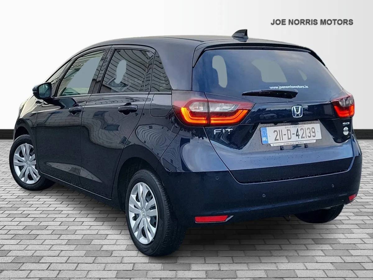 Honda Jazz 1.5 Hybrid Automatic - Image 3