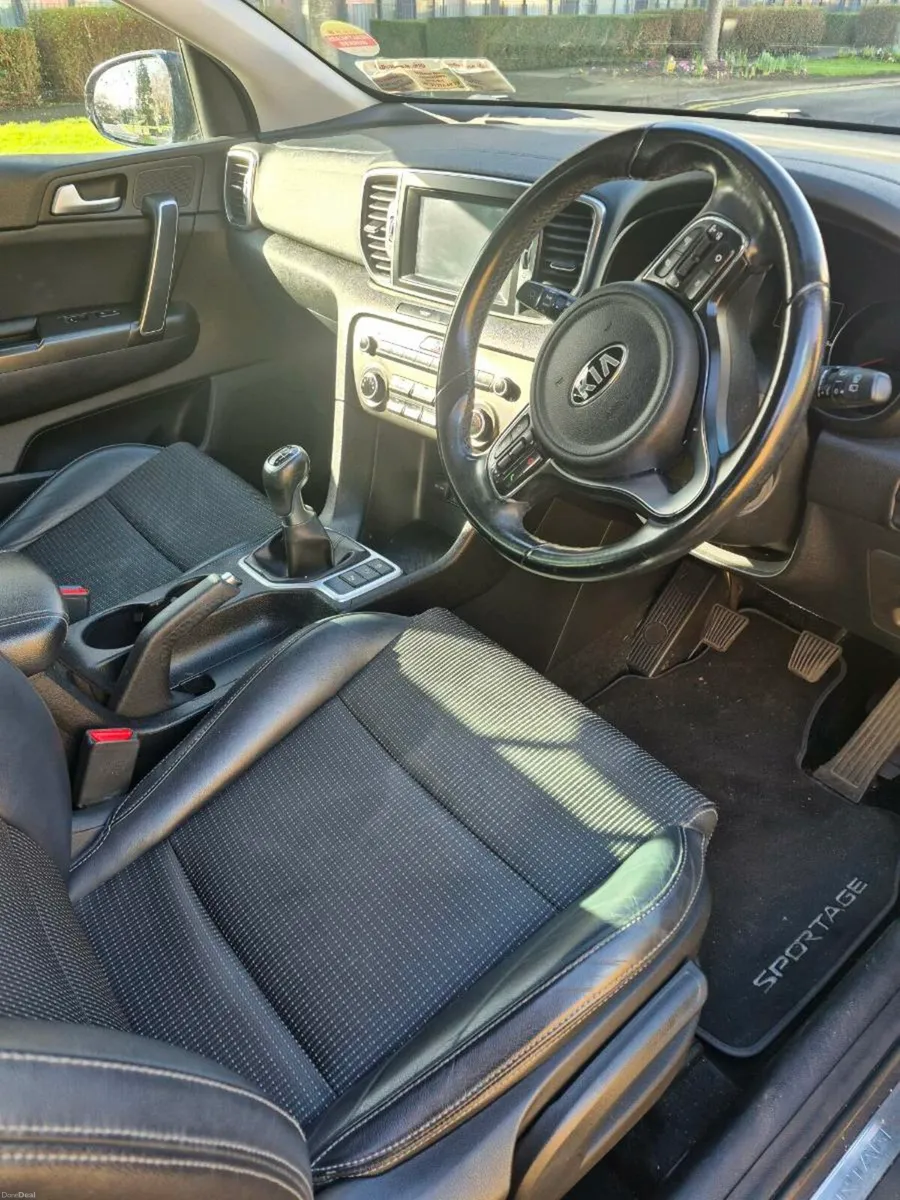 🚗 2016 Kia Sportage 1.7 Diesel – Clean, Reliable - Image 4