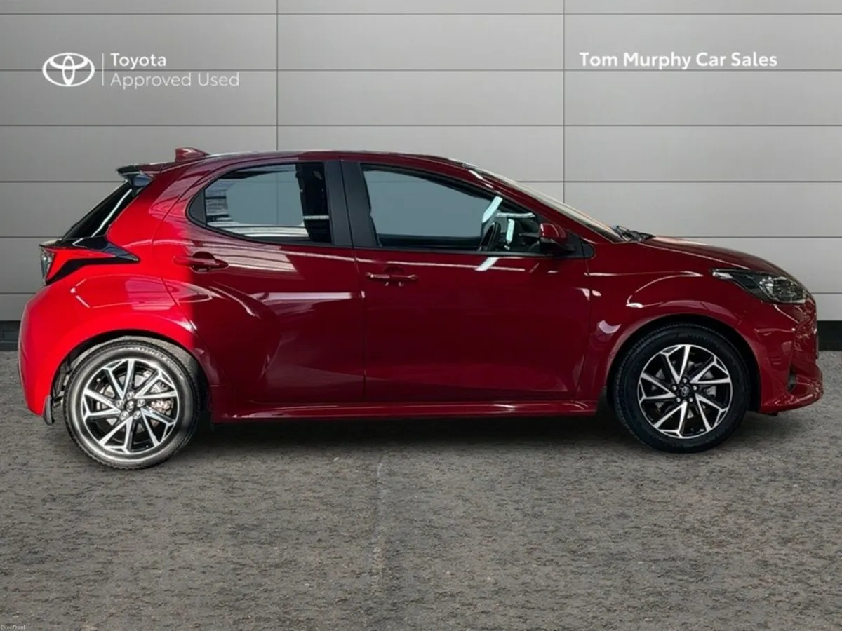Toyota Yaris YARIS 1.5 HYBRID L/SPORT - 1 OWNER CA - Image 3
