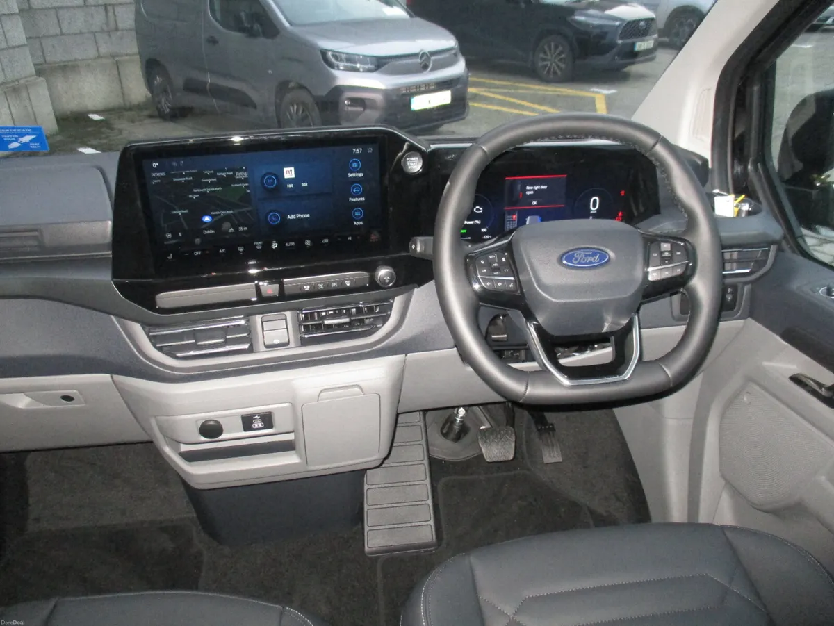 2026 FORD TOURNEO TITANIUM 2.5 PHEV 9 SEATER - Image 5