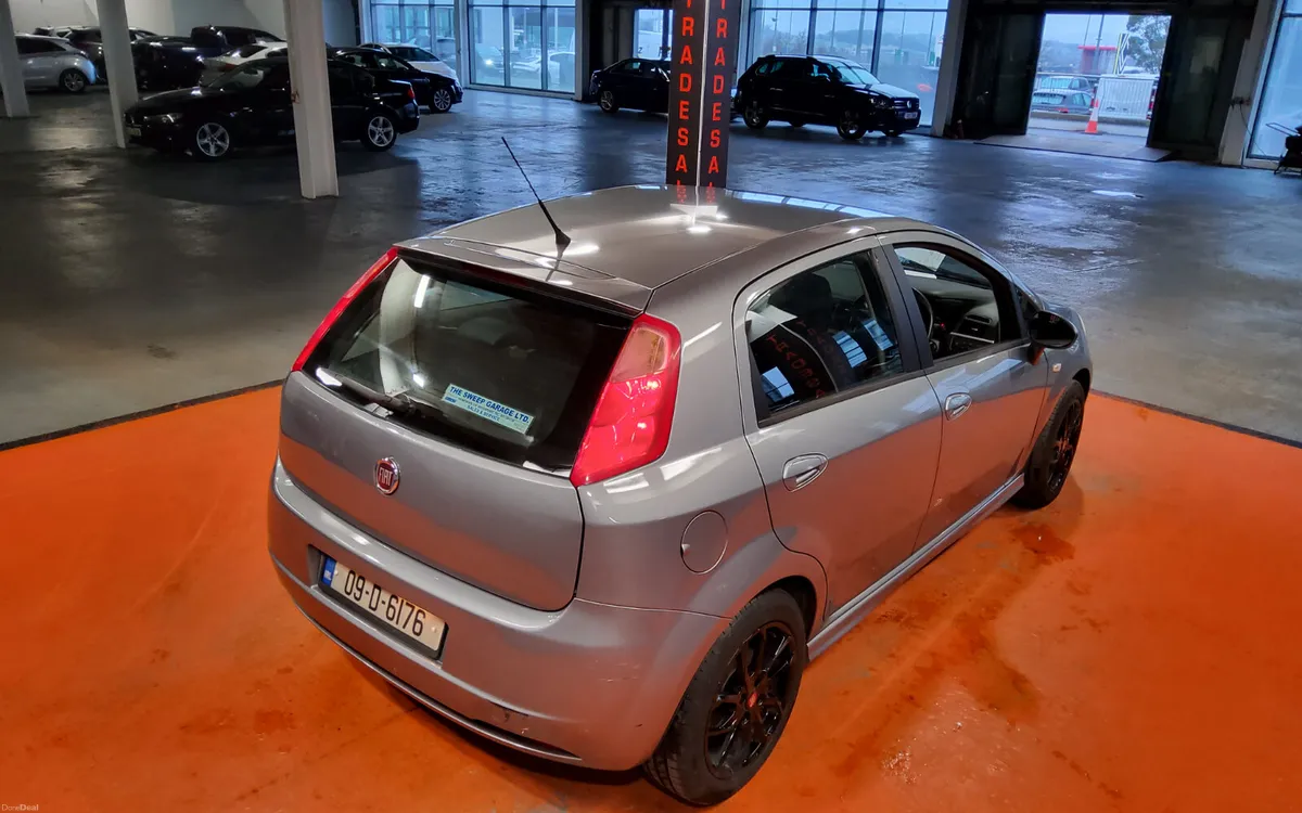 Fiat Punto 2009 - Image 3