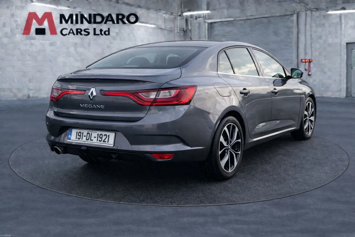 Renault Megane 2019//EXCELLENT CONDITION - Image 4