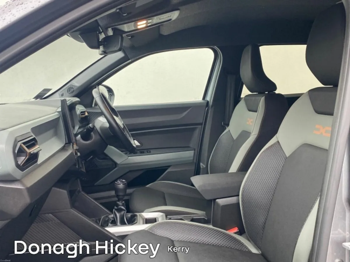 Dacia Duster TCe 130 Extreme - Image 4