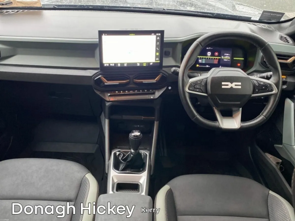 Dacia Duster TCe 130 Extreme - Image 2