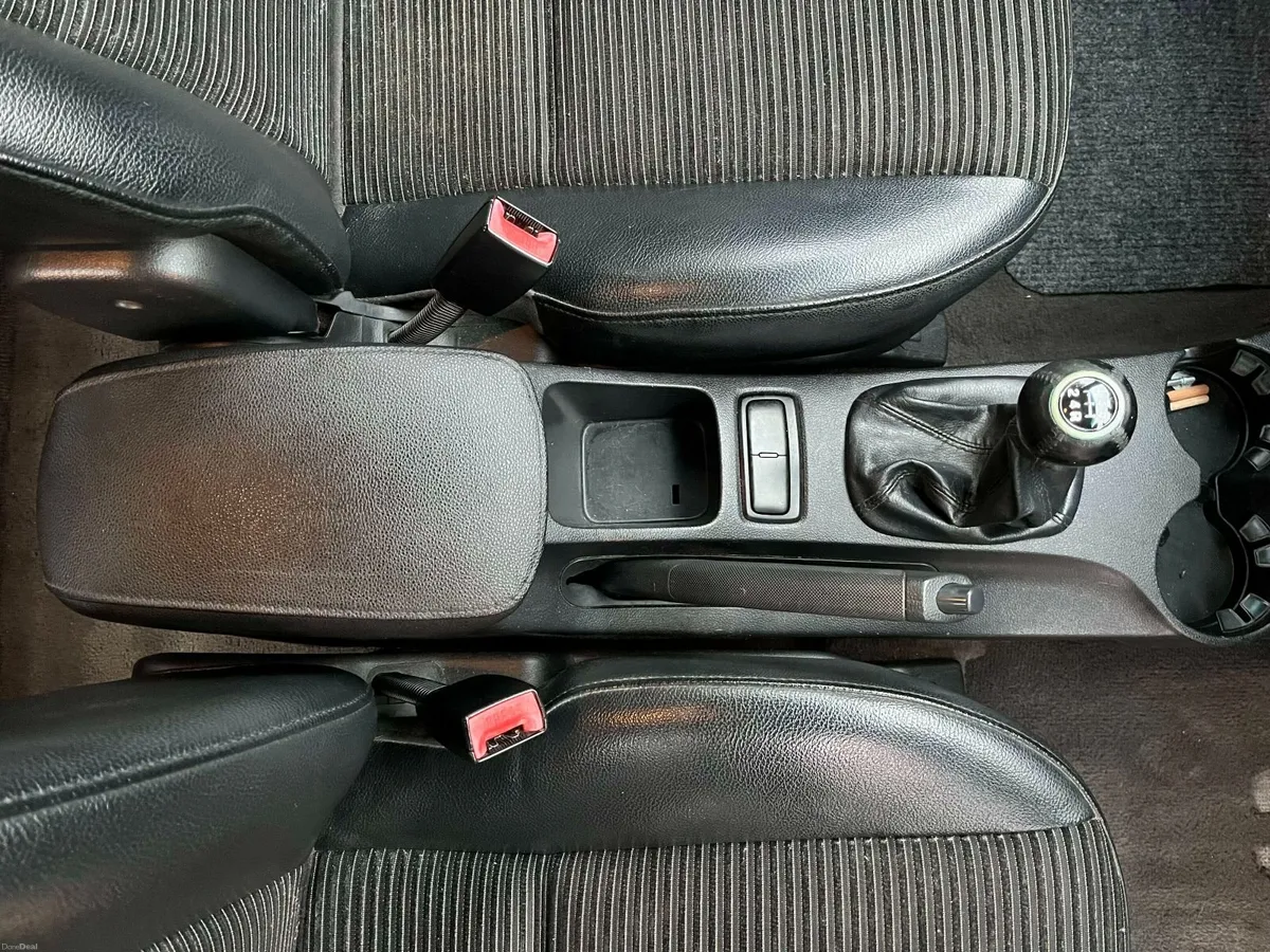 Kia Sportage 2007 - Image 2