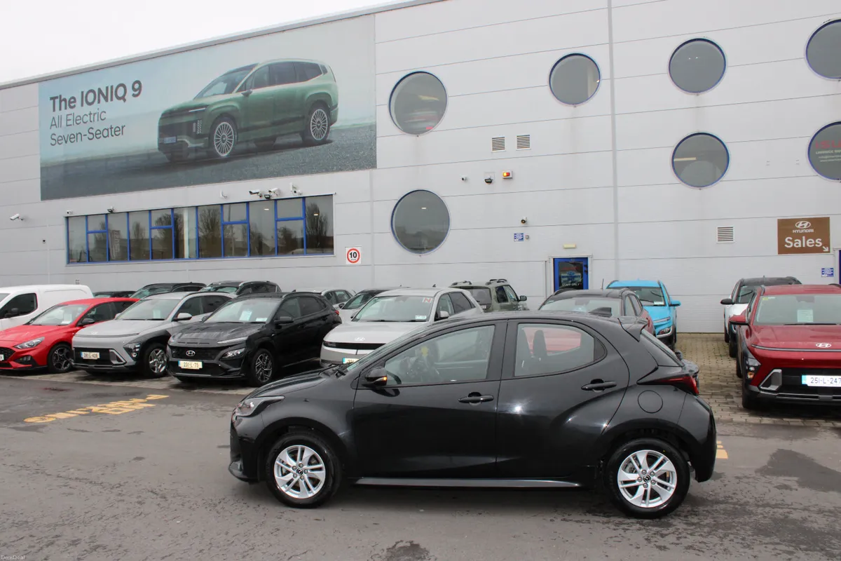 Mazda Mazda2 Hybrid 2023 - Image 2