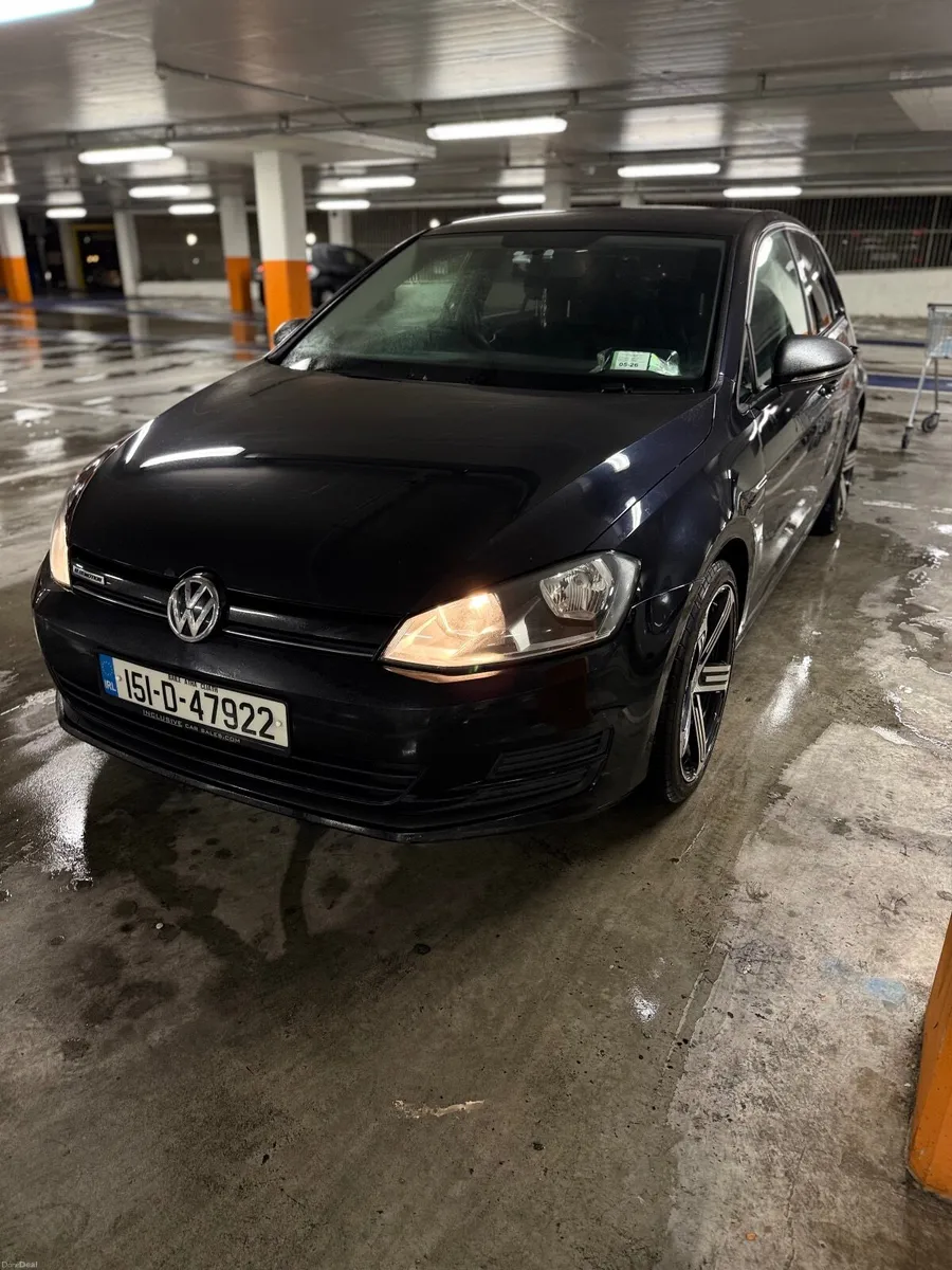 Volkswagen Golf 2015 - Image 1