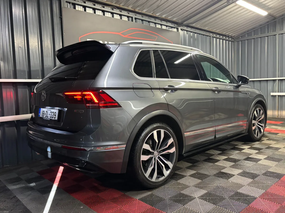 2018 Volkswagen Tiguan 2.0 TDI 150HP  4WD Highline - Image 3