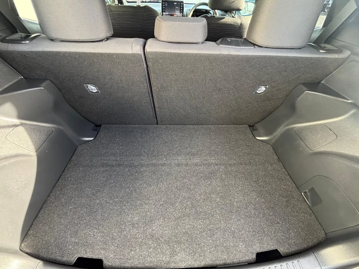 TOYOTA YARIS - Image 3