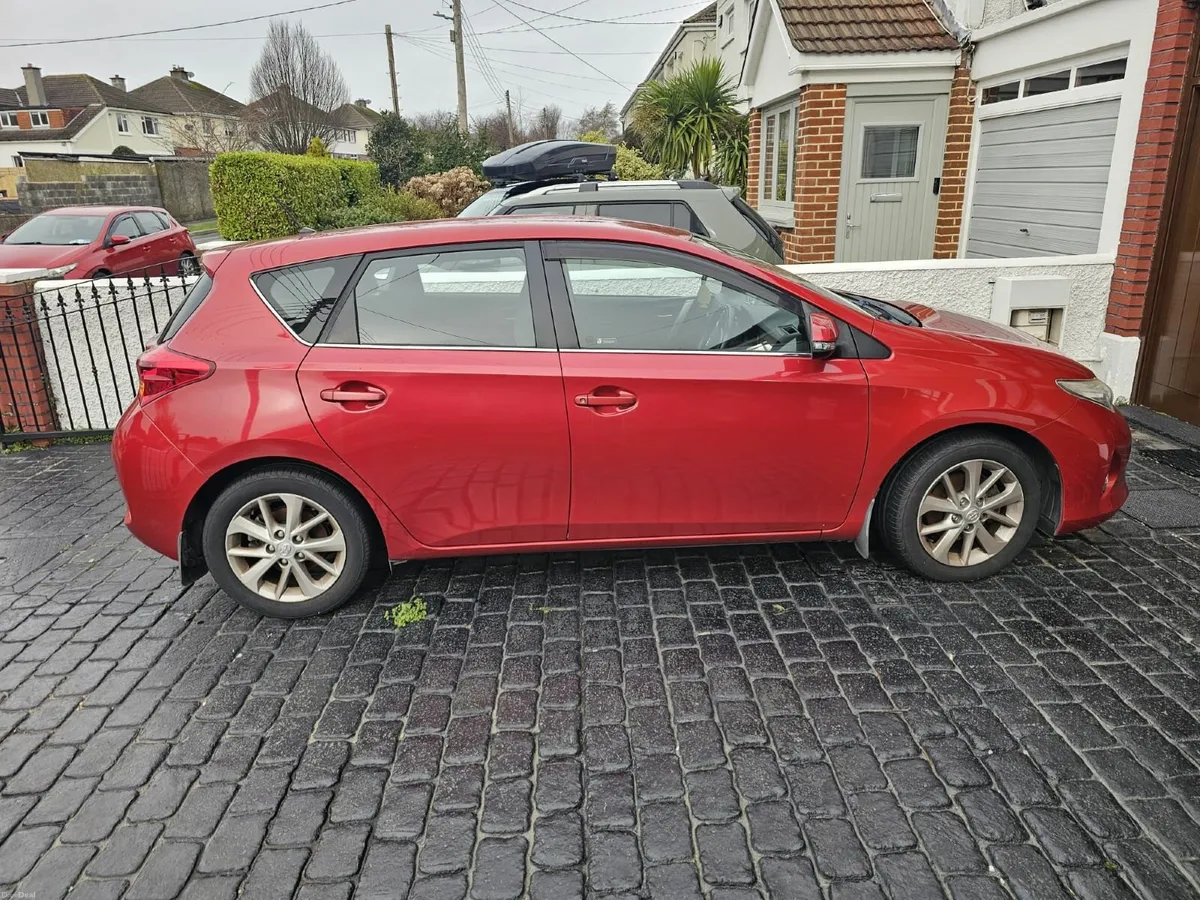 Toyota Auris 2014 - Image 3