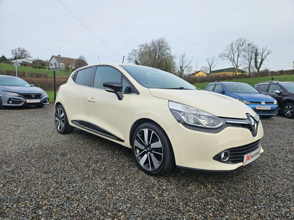 2016 Renault Clio - Image 1