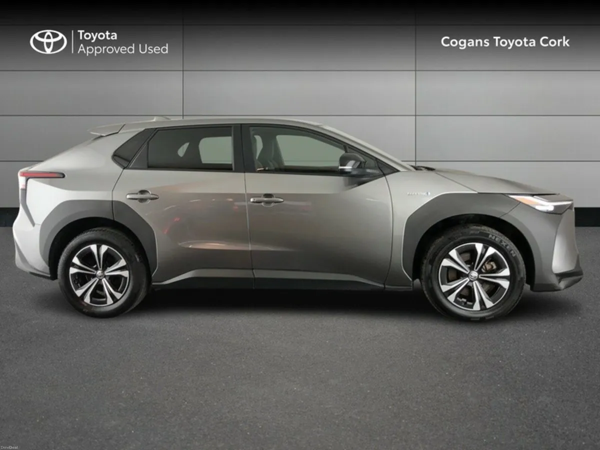 Toyota bZ4X SPORT 4DR AUTO - Image 3