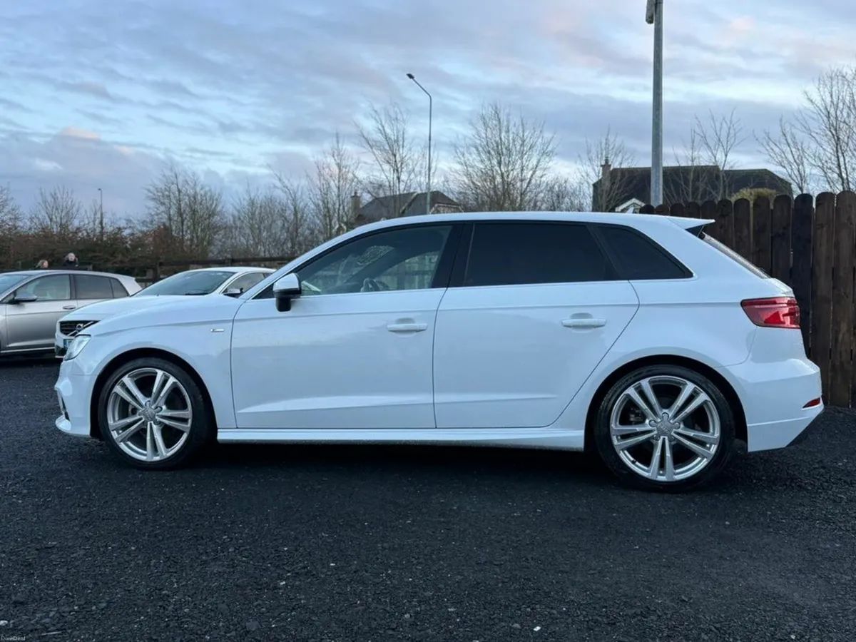 Audi A3 1.4 TFSI - SLINE - AUTO - Image 4