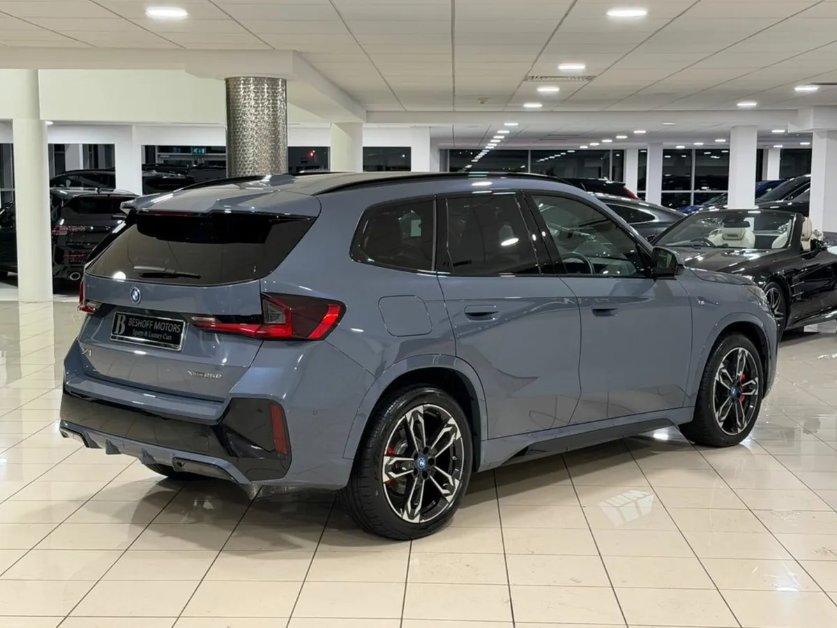 BMW X1 25e M-SPORT PRO X-DRIVE=HUGE SPEC//LOW MILE - Image 3