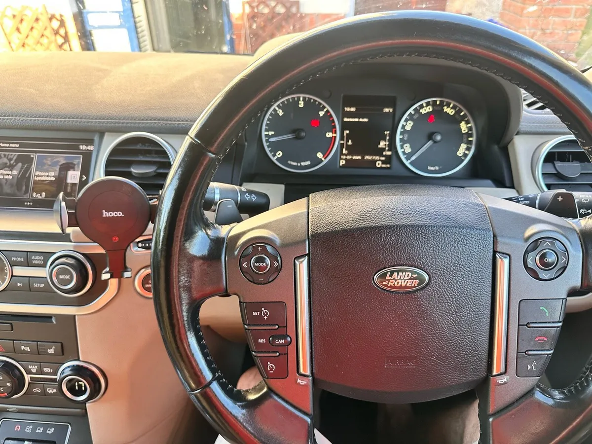 Discovery 4 Land Rover - Image 2