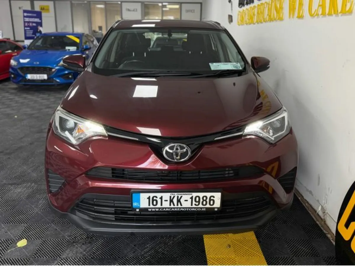 Toyota RAV4 RAV4 2.0d-4d Aura 4DR - Image 2