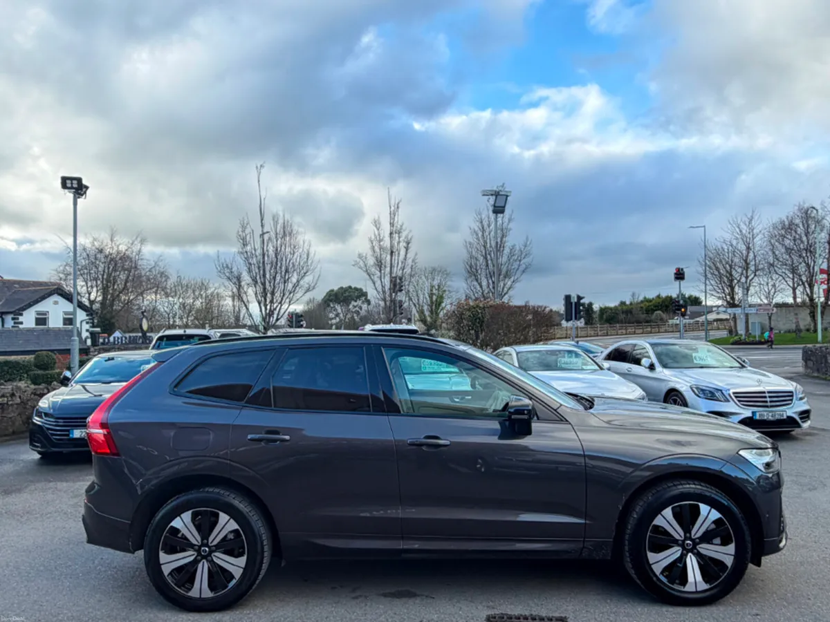 Volvo XC60 T6 Phev Plus Dark AWD 5DR Auto - Image 4
