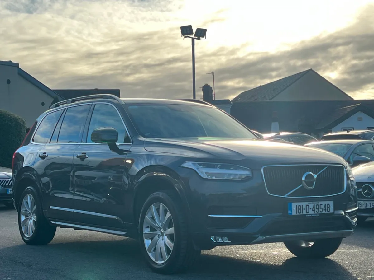 Volvo XC90 2.0 D5 MOMENTUM AWD AUTO 7 SEATS *HIGH - Image 3