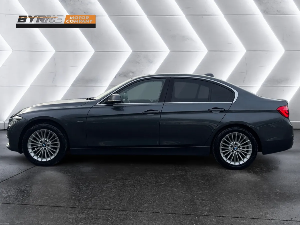 BMW 320D LUXURY AUTO 2017 - Image 2