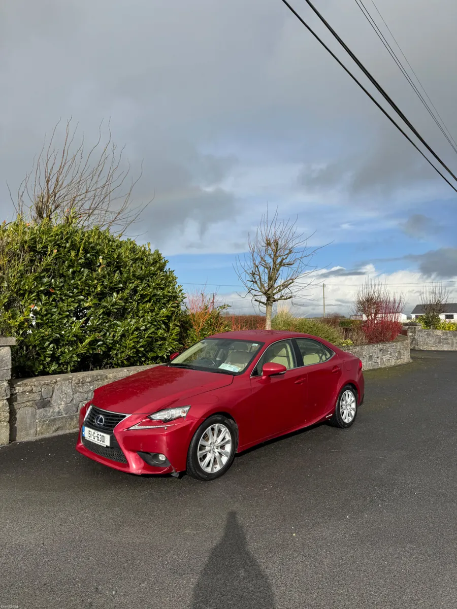 Lexus IS 2015 - Image 4