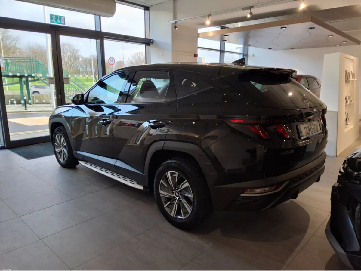 Hyundai Tucson COMFORT PLUS HYBRID - Side Steps - - Image 3