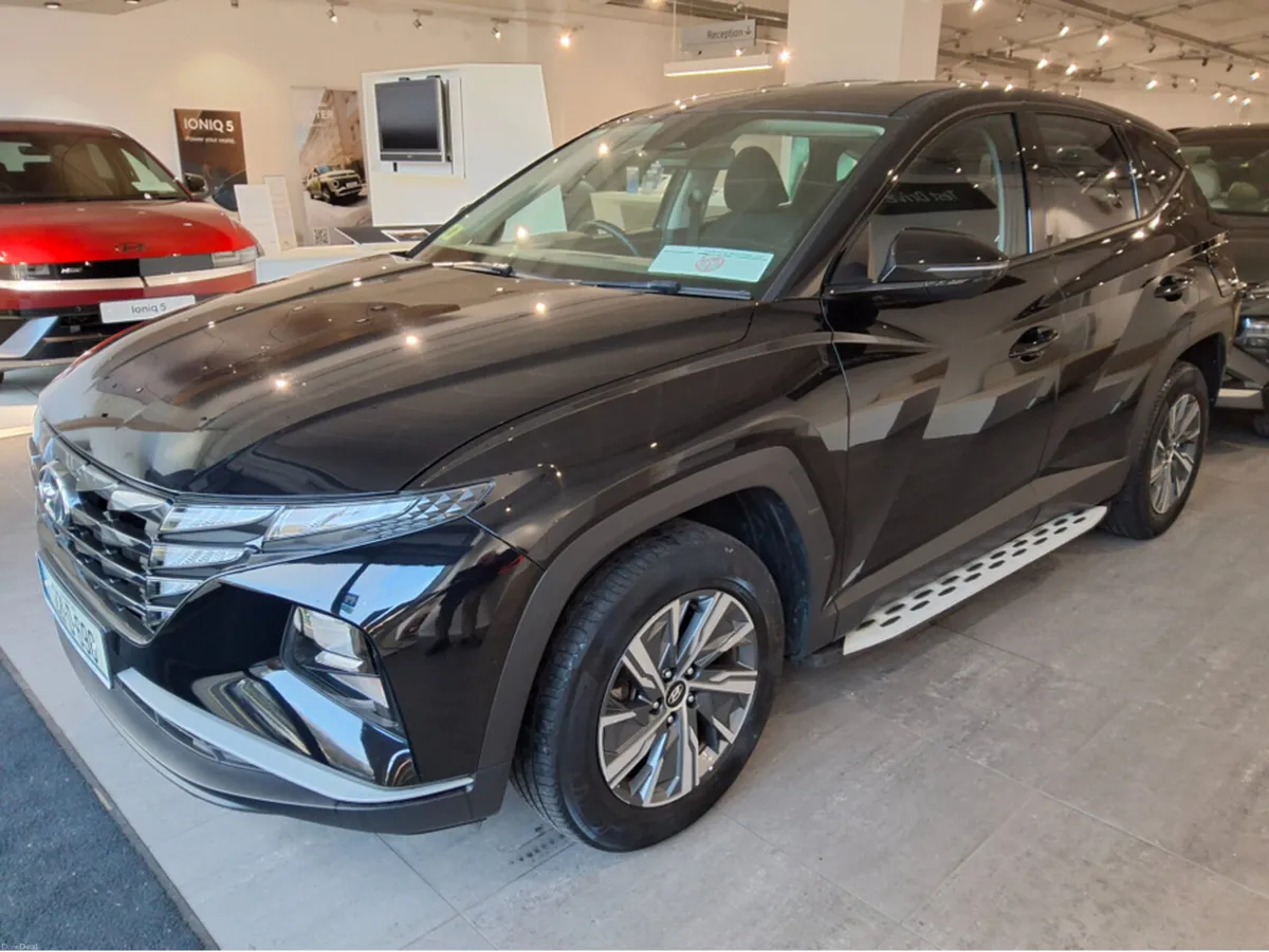 Hyundai Tucson COMFORT PLUS HYBRID - Side Steps - - Image 4